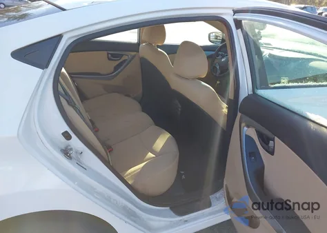 2013 Hyundai Elantra Gls/Limited z USA, uszkodzony, nr VIN 5NPDH4AE5DH210677